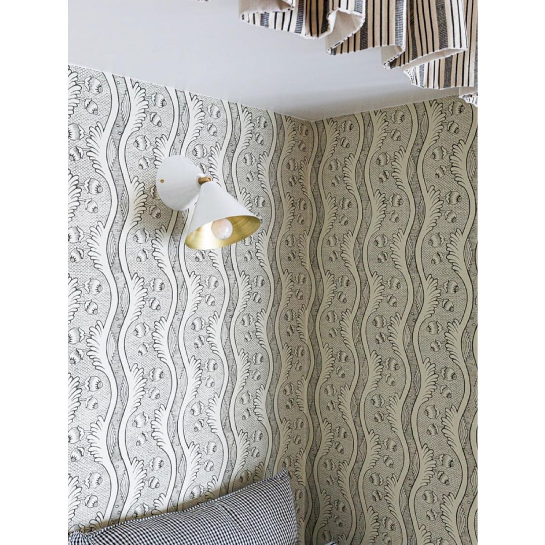 White Cone Wall Lamp