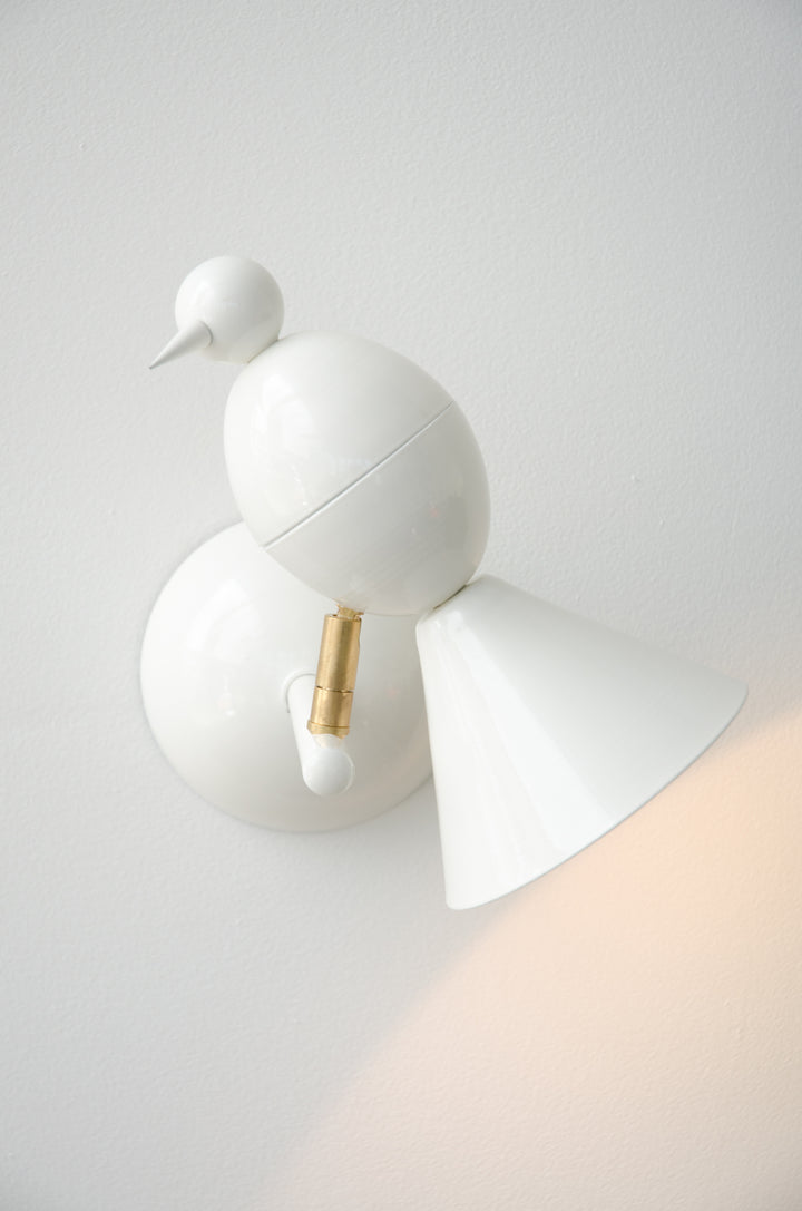 Alouette Wall Lamp