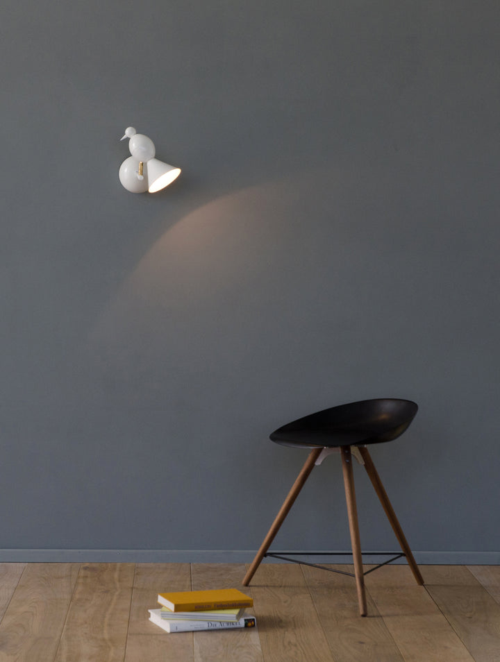 Alouette Wall Lamp