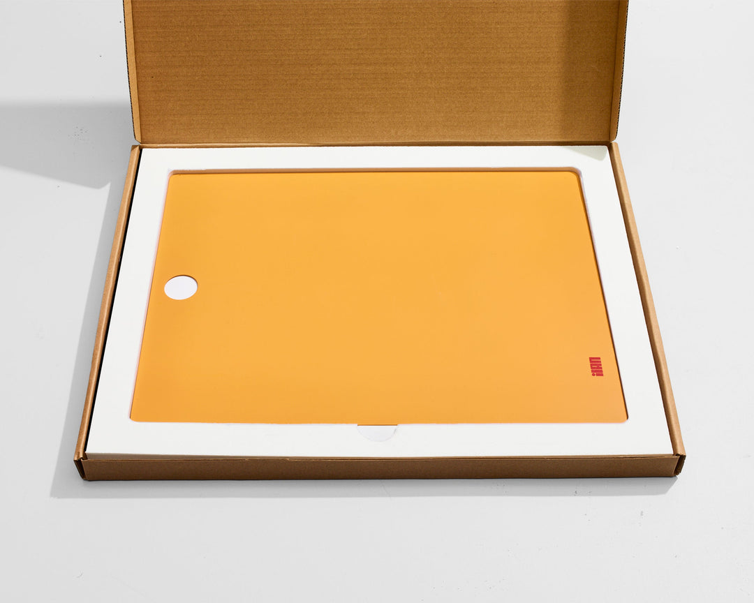 The Magnetic Clipboard - Orange