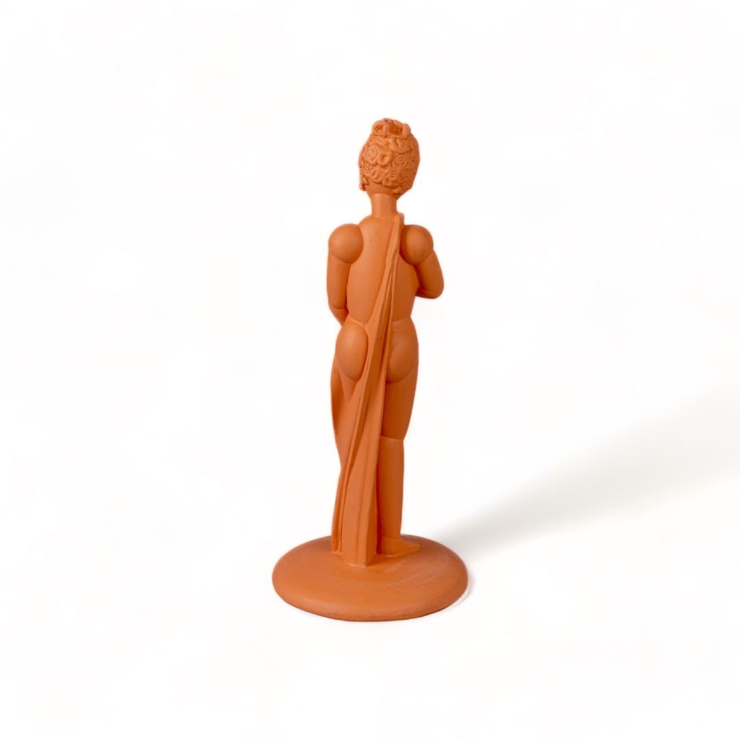 Seletti Magna Graecia Terracotta Statuette Venere, three-quarter view of the standing goddess