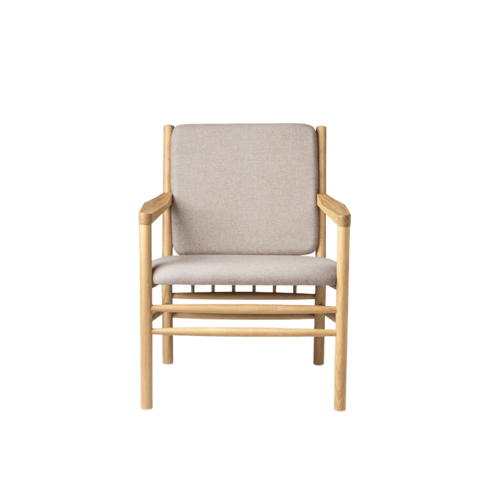 FDB Møbler J147 Armchair, Nature Lacquered Oak/Beige