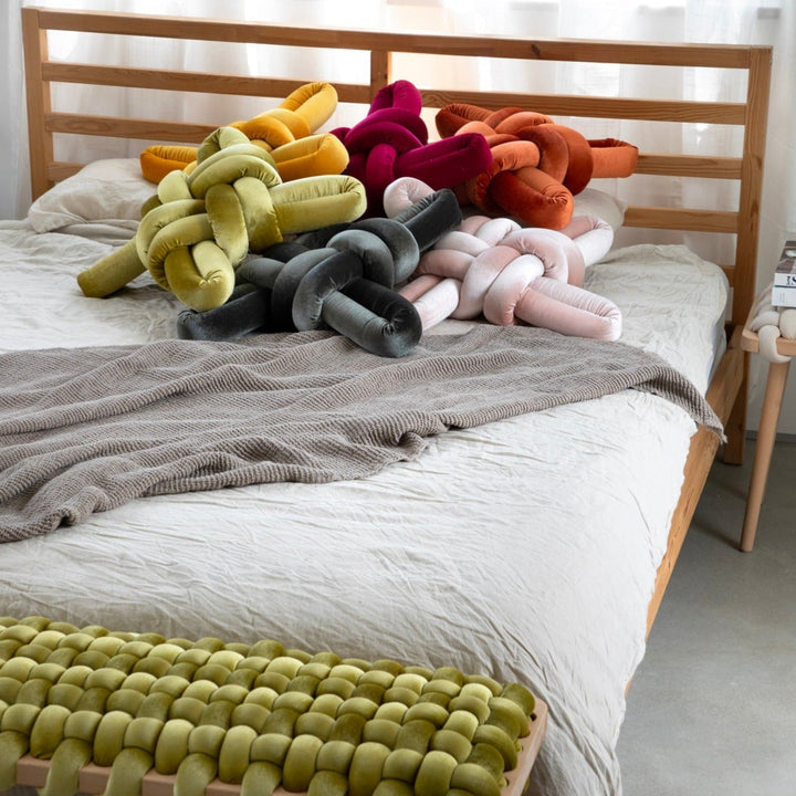 Velvet Knot Pillow Citron