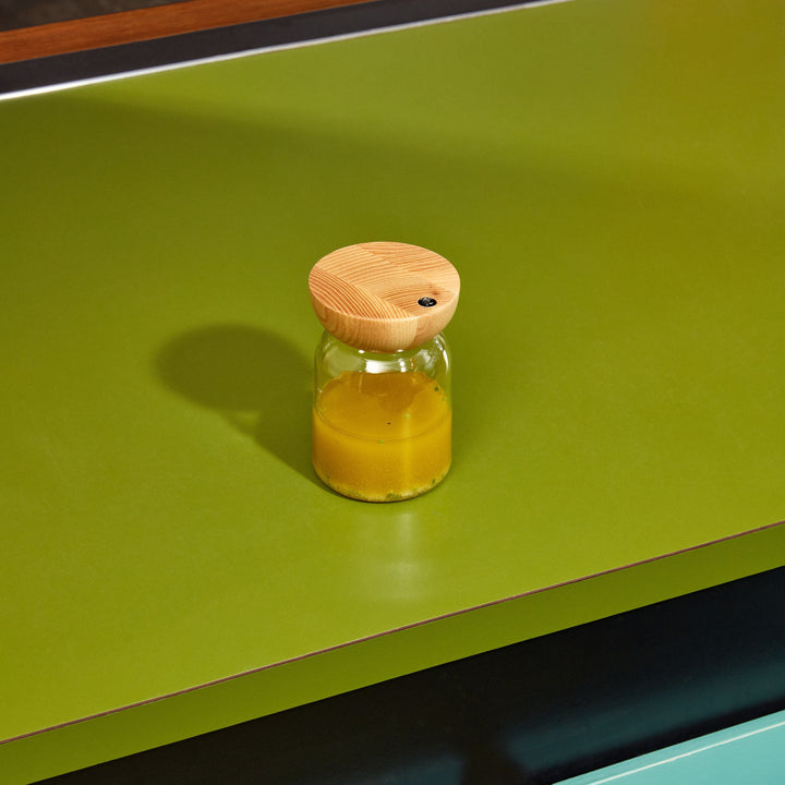 Totter Salad Dressing Shaker