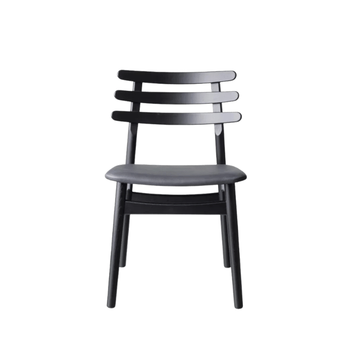 FDB Møbler J48 Chair, Nature Lacquered Oak/Black Leather