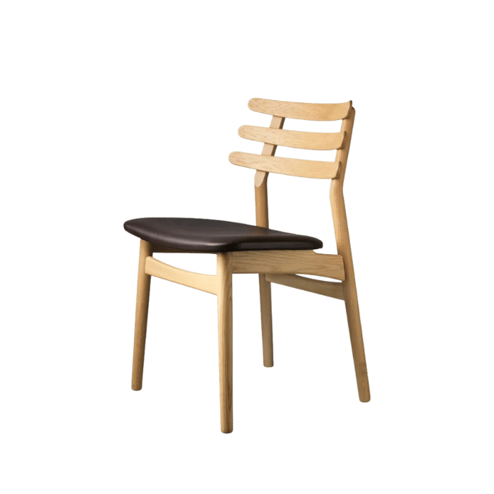 FDB Møbler J48 Chair, Nature Lacquered Oak/Dark Brown Leather