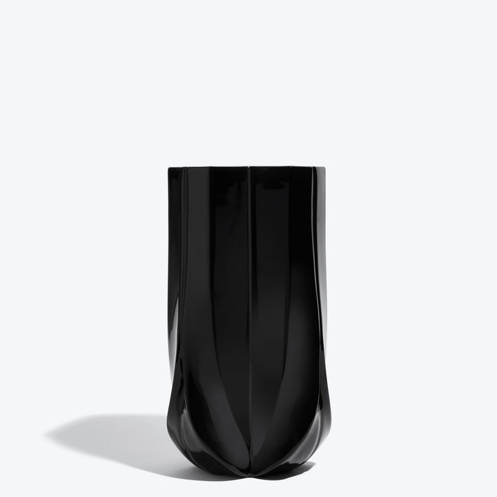 Braid Vase — Wide black porcelain vase, front view on a white background