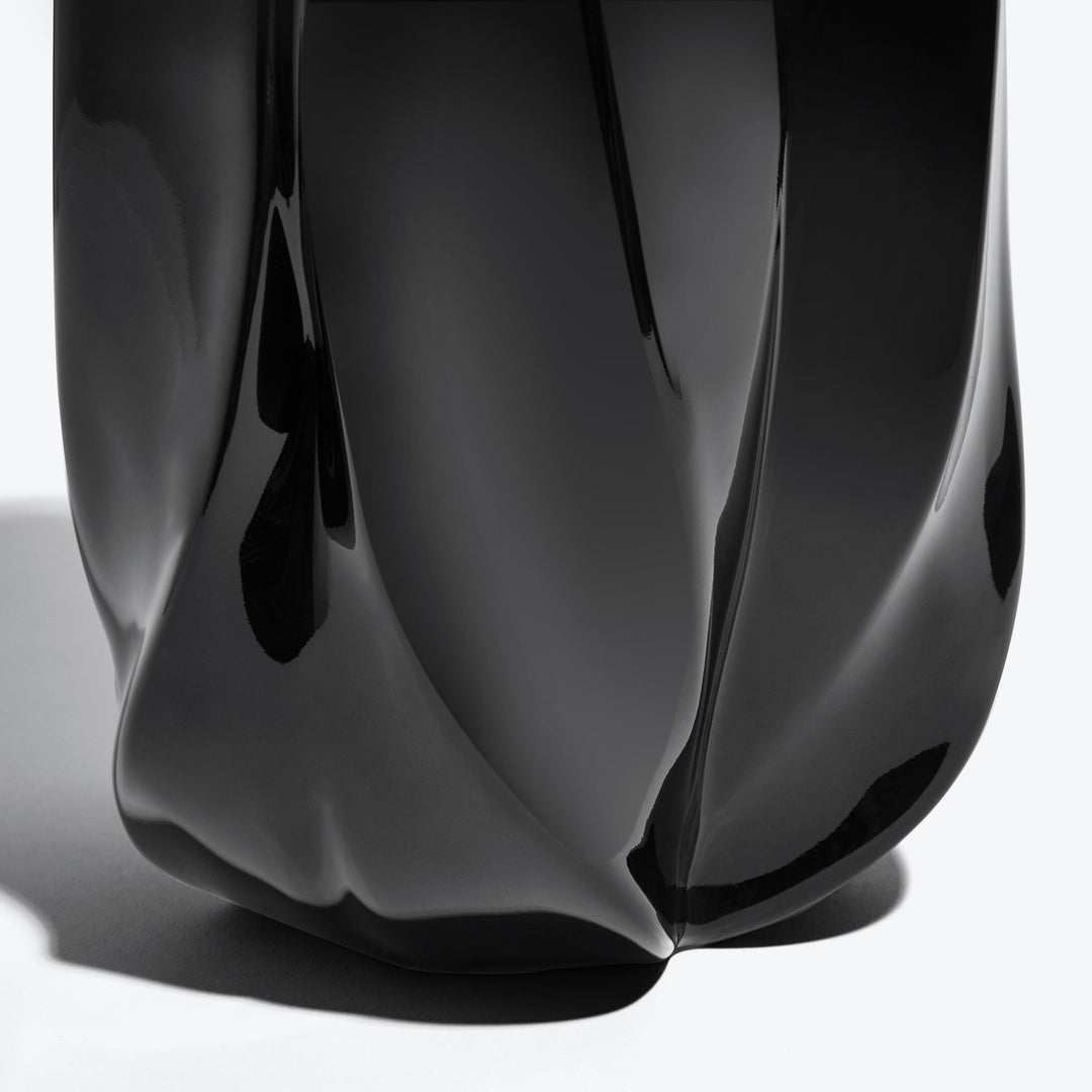 Braid Vase — close-up of the folded base of the Wide black porcelain vase