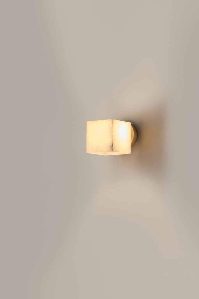 Cubic Wall Lamp