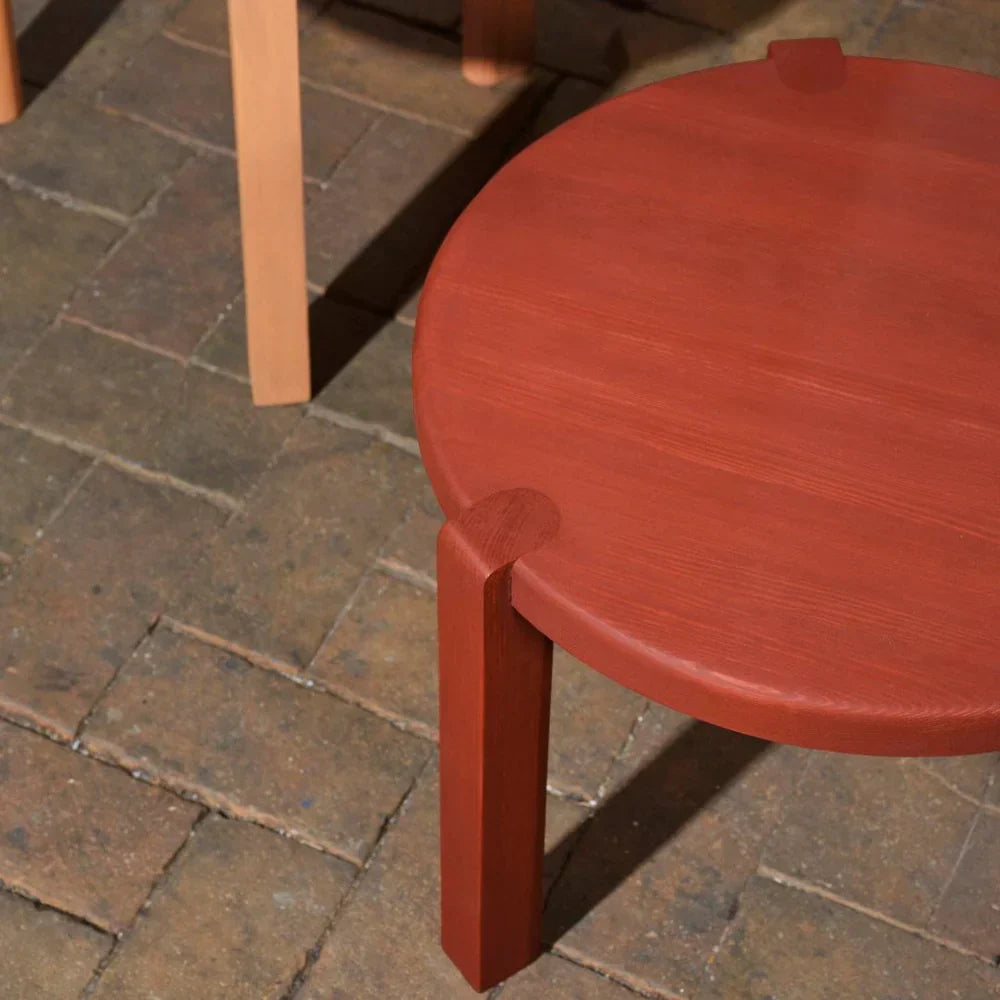 FDB Møbler D108 Ragnesminde Coffee Table, Solid Carmine Red Oiled Pine