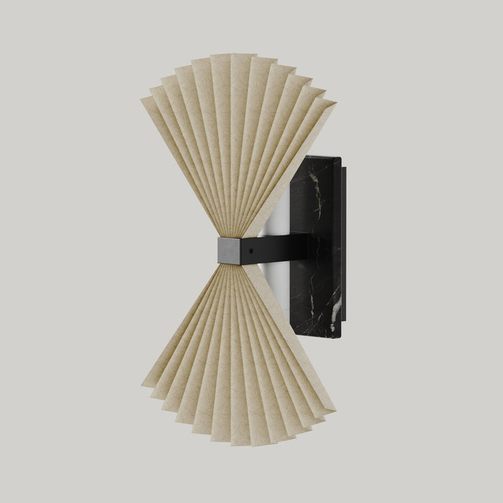 Hita Wall Lamp