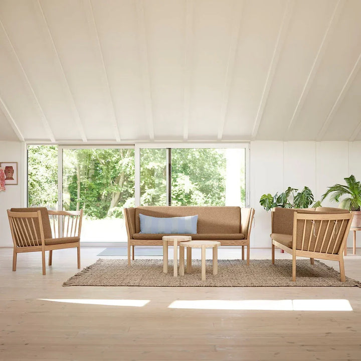 FDB Møbler J146 Armchair, Nature Lacquered Oak/Brown