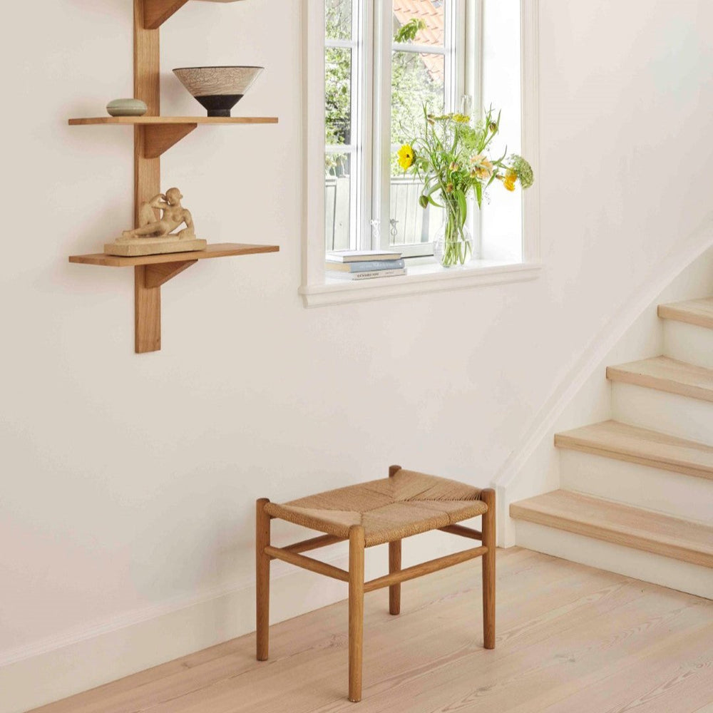 FDB Møbler J83 Stool, Nature Lacquered Oak