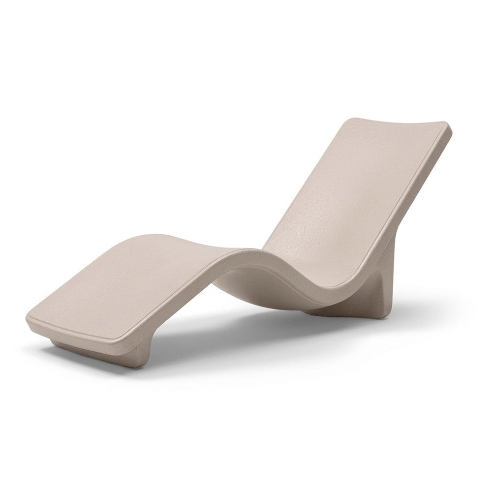 Line Chaise Lounge