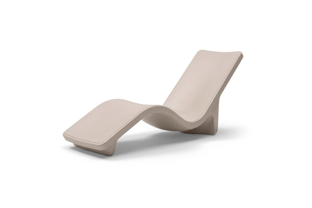 Line Chaise Lounge
