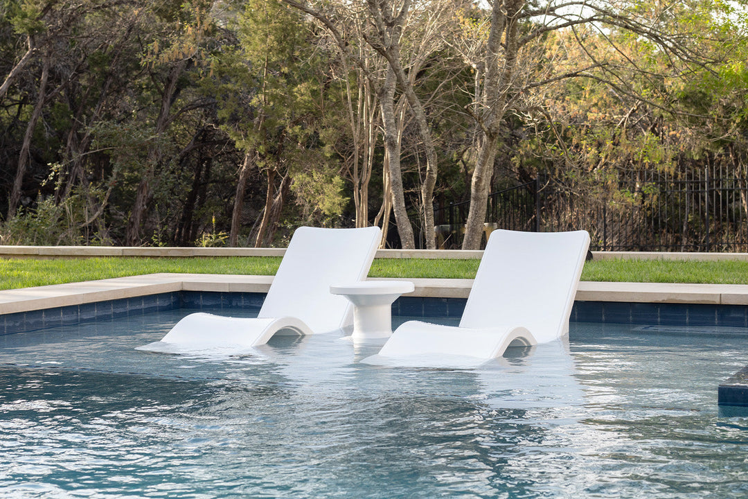 Line Chaise Lounge