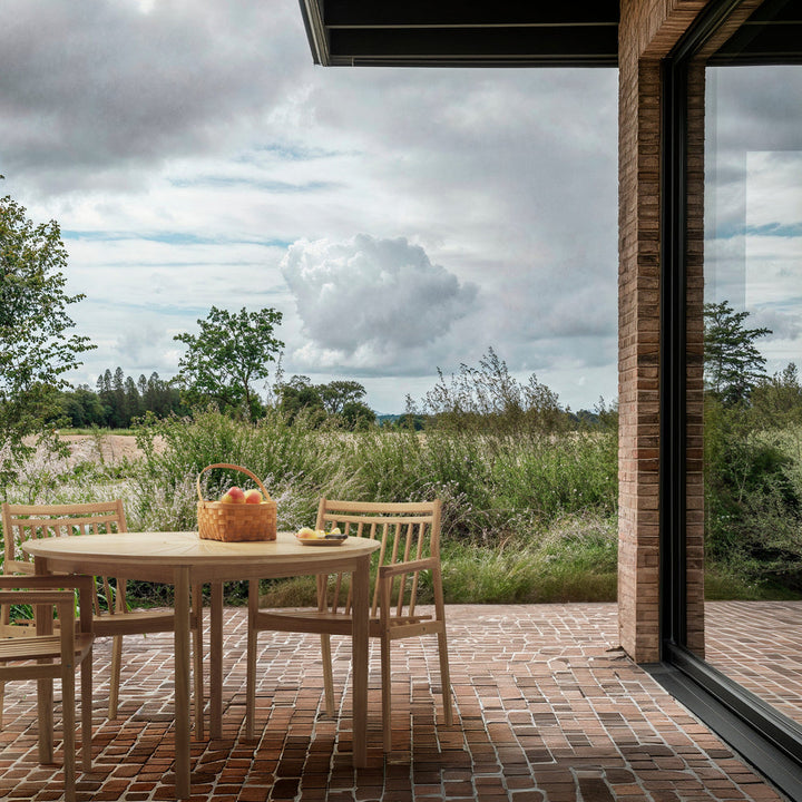 FDB Møbler M27 Sammen Round Garden Table, Solid Nature Oiled Teak