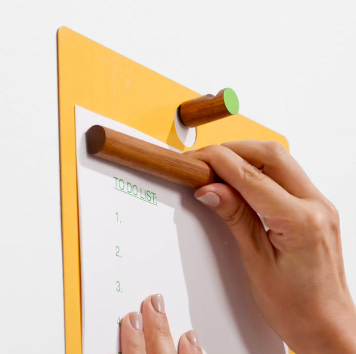 The Magnetic Clipboard - Orange