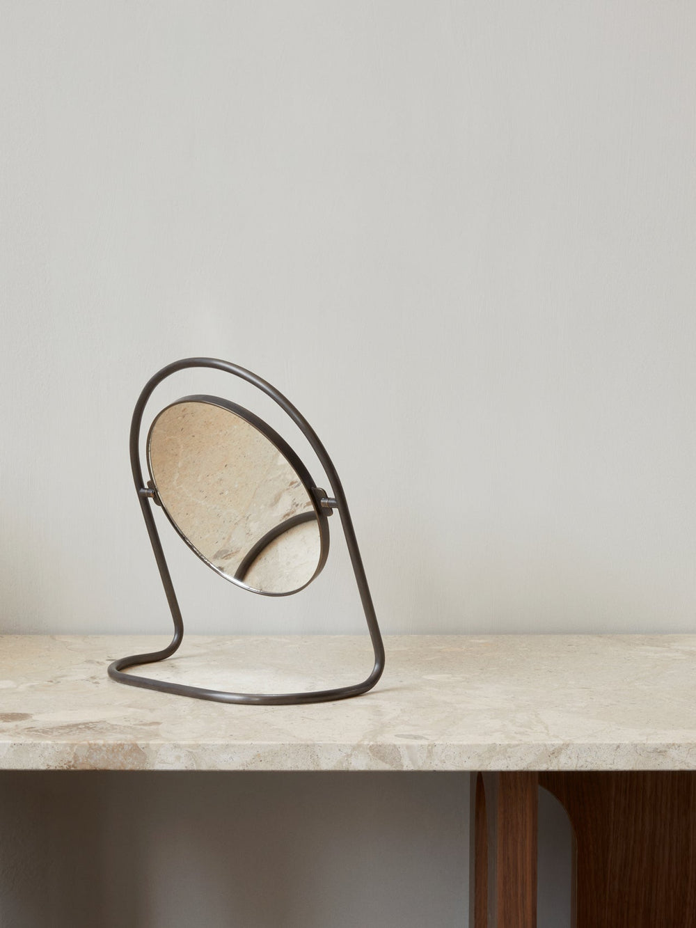 Nimbus Table Mirror by Audo Copenhagen - Bayte