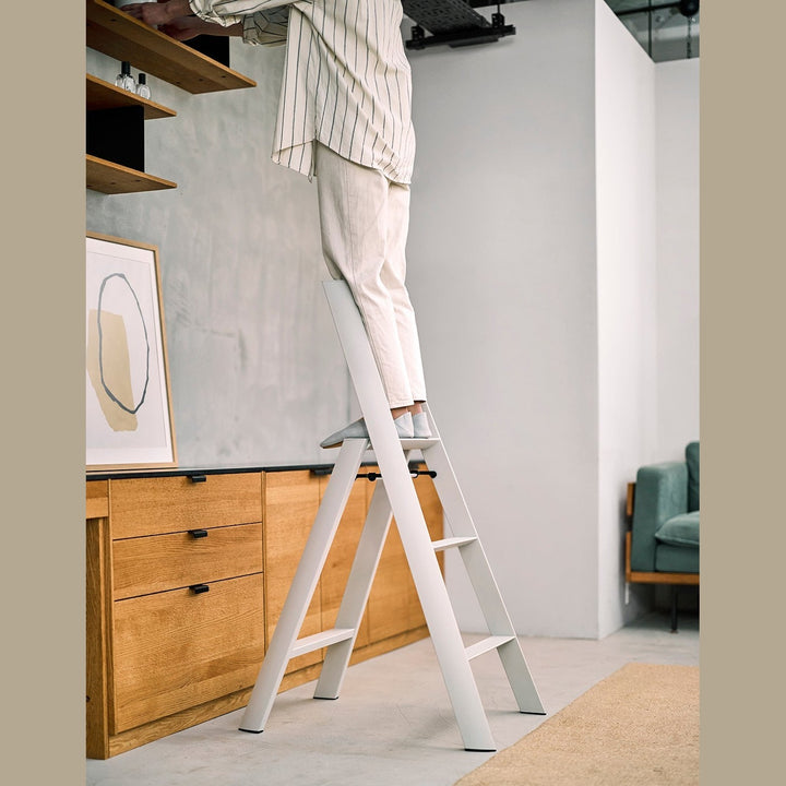 Lucano Step Ladder 3-Step CRYSTAL GRAY