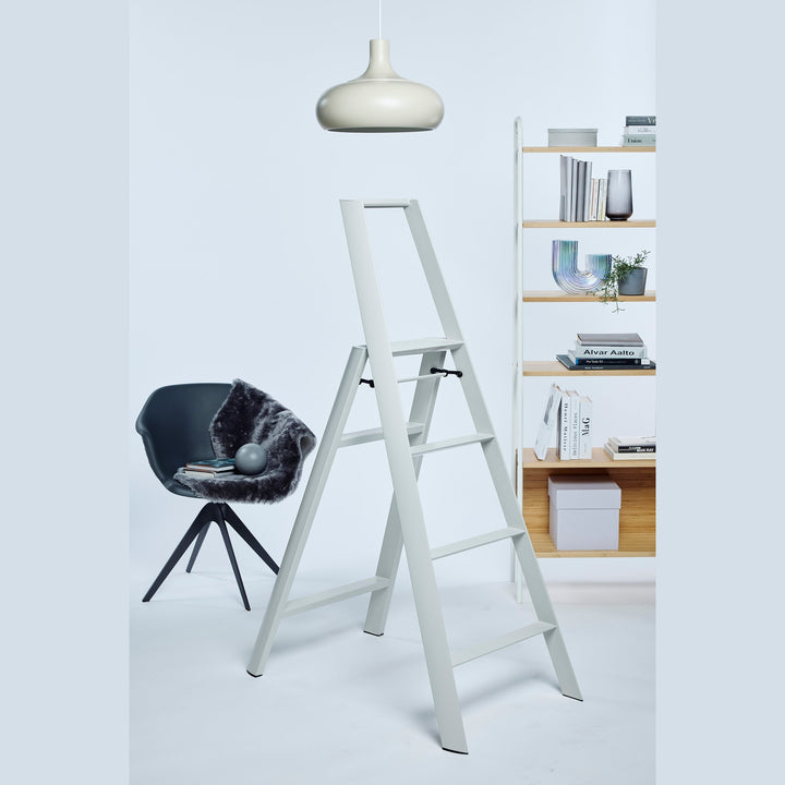 Lucano Step Ladder 4-Step CRYSTAL GRAY