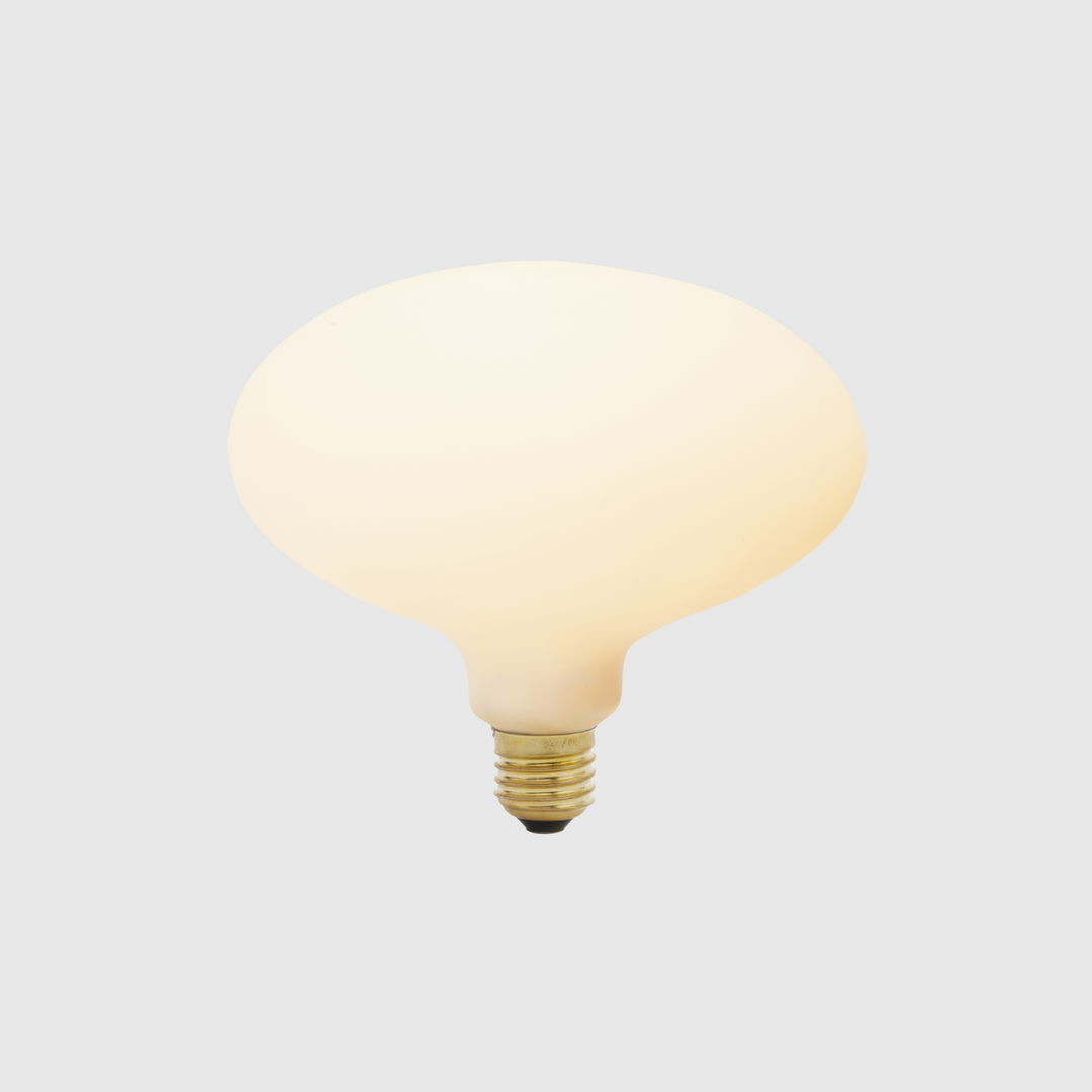 Knuckle Table Lamp in Walnut + Oval Dim to Warm