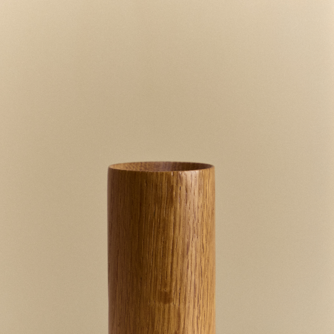 Knuckle Table Lamp in Oak + Sphere IV - Set of 2