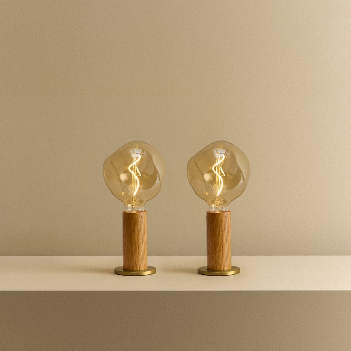 Knuckle Table Lamp in Oak + Voronoi I - Set of 2