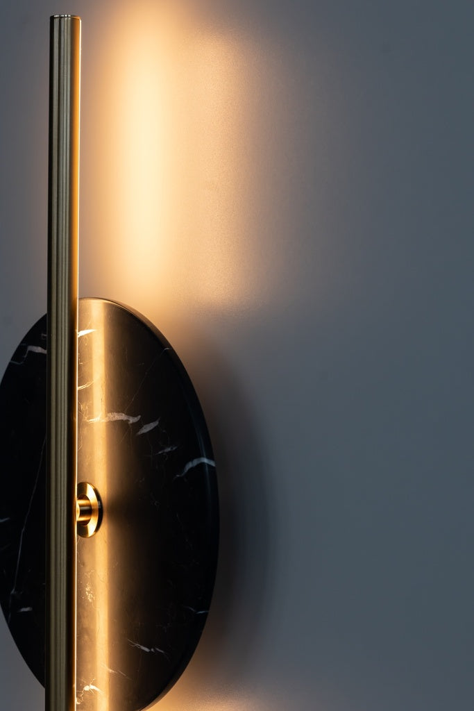 Point Wall Lamp