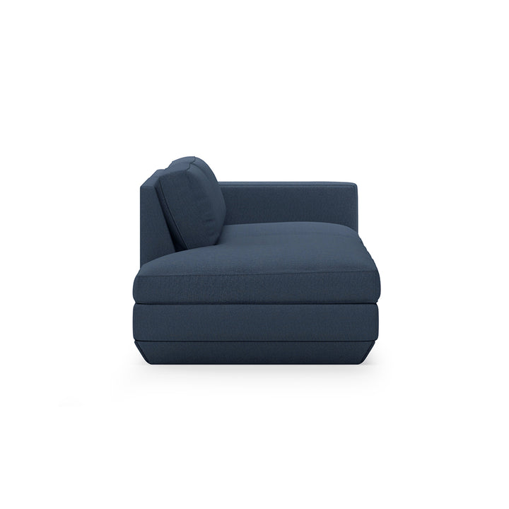 Podium Modular 2-Piece Lounge