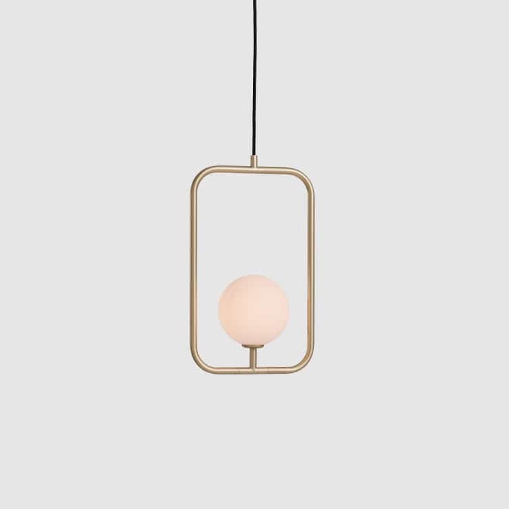 Sircle Pendant L by Seed Design, studio shot