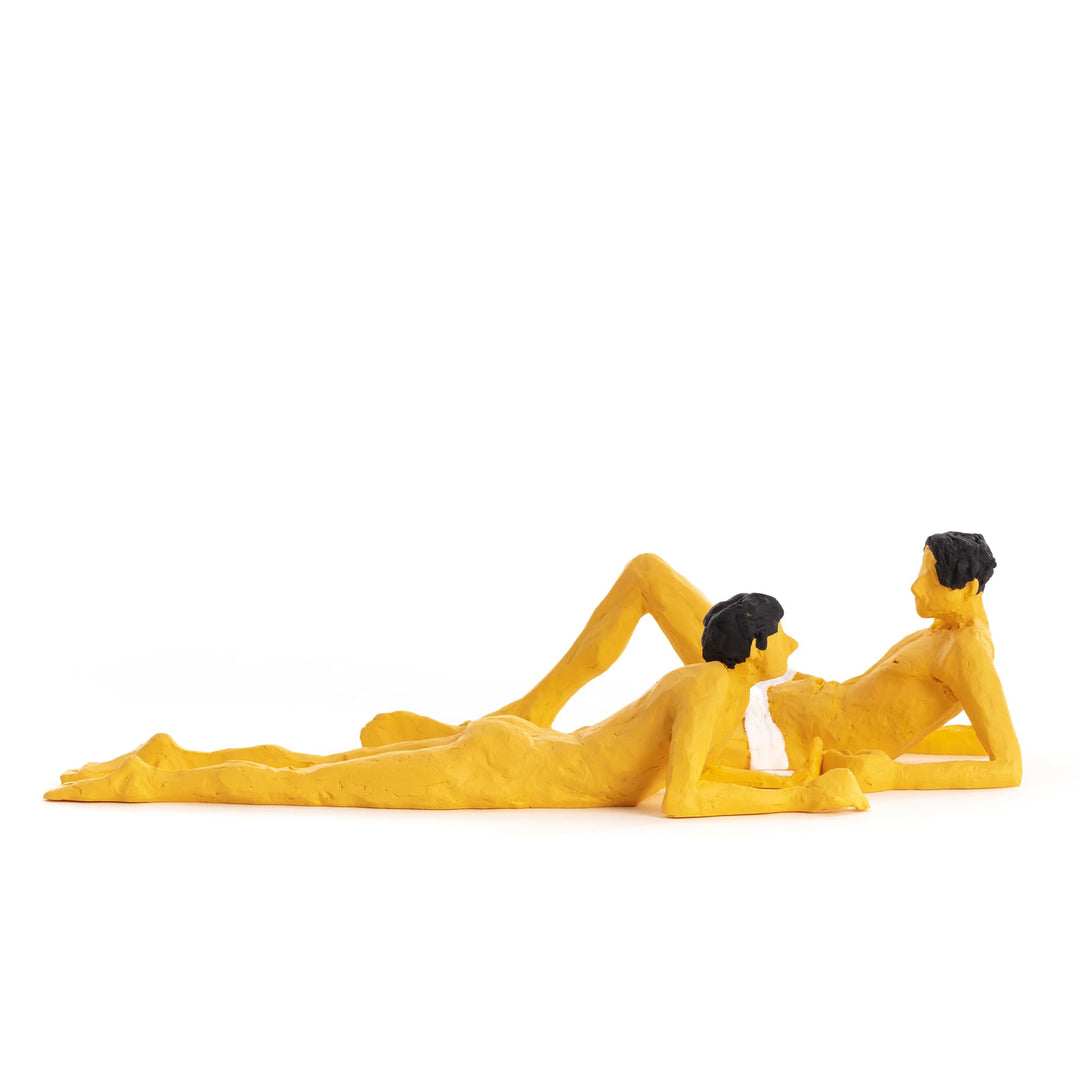 Seletti Love Is a Verb Jean &amp; Jean Figurine, low side view of the reclining pair