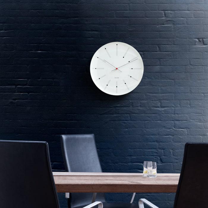 Arne Jacobsen Bankers Wall Clock, White/Black/Red, Small, Ø: 6.3