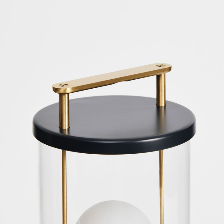 The Muse 2.0 Portable Lamp in Hackles Black