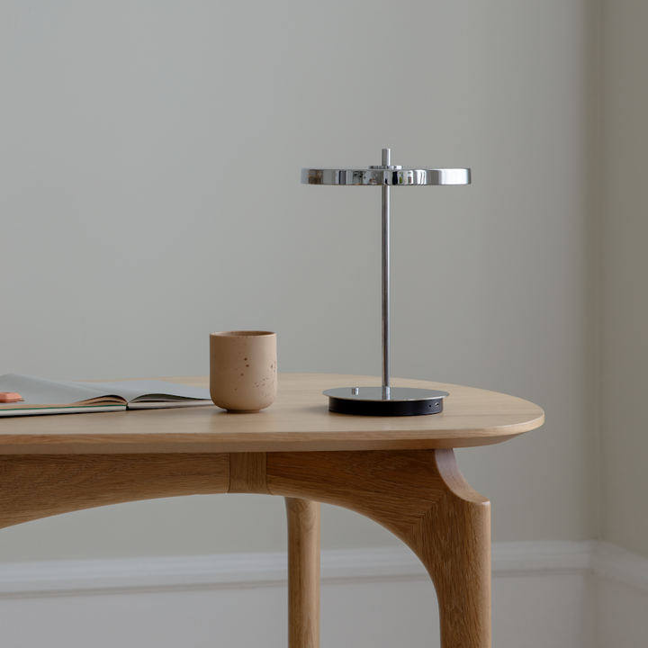 UMAGE Duende Desk