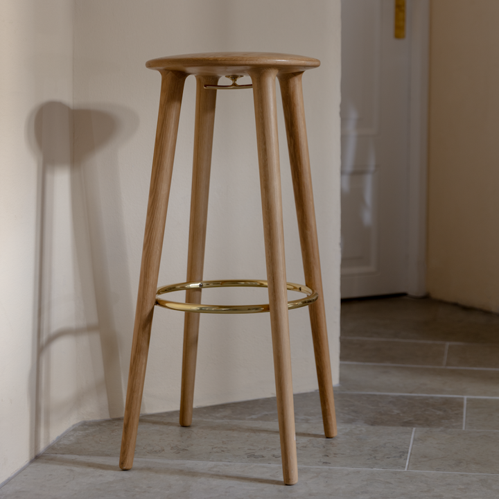 UMAGE The Socialite Bar Stool