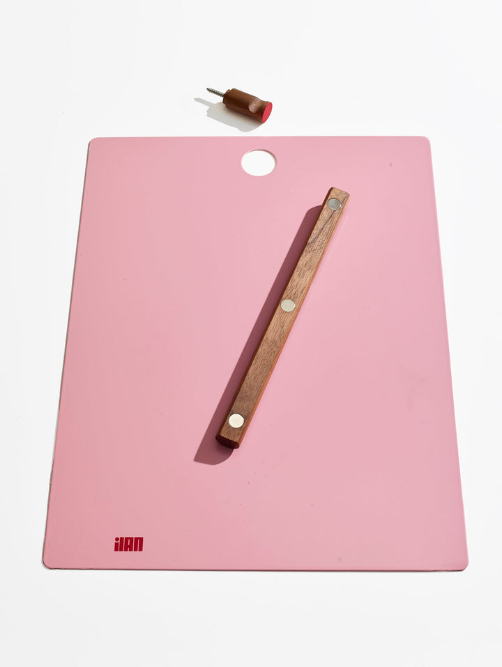 The Magnetic Clipboard - Pink