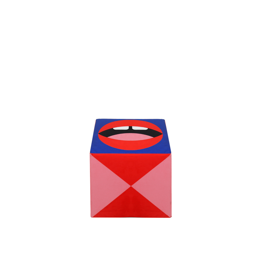 Mouth Pouf