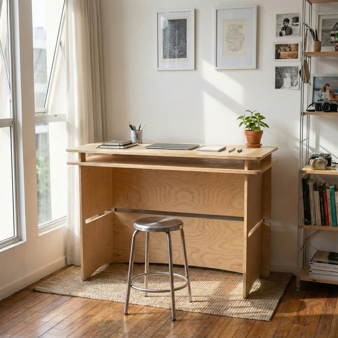 THE WILLIAMSBURG Desk