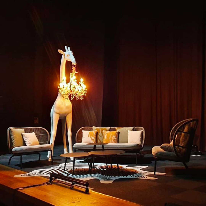 Giraffe in Love M Indoor by Qeeboo