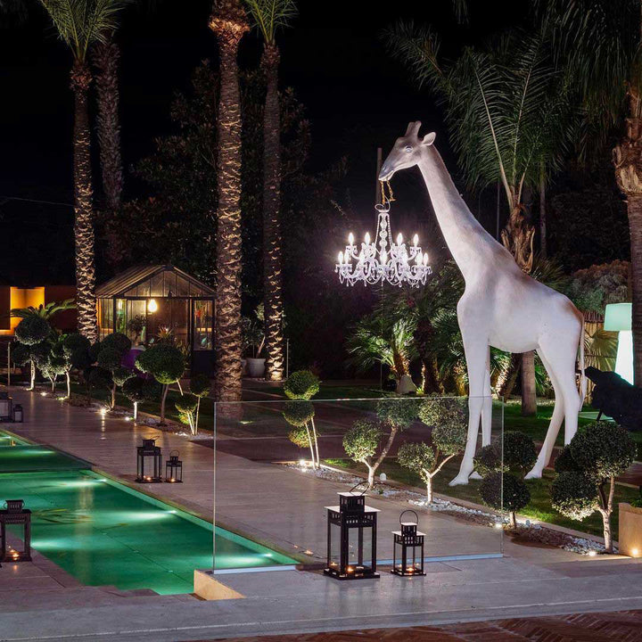 Giraffe in Love XL Outdoor by Qeeboo