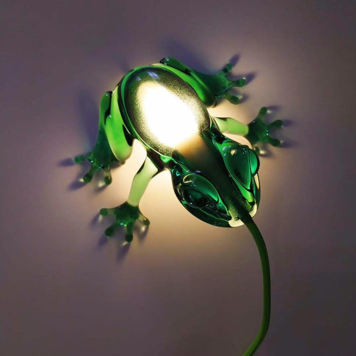 Hungry Frog Lamp