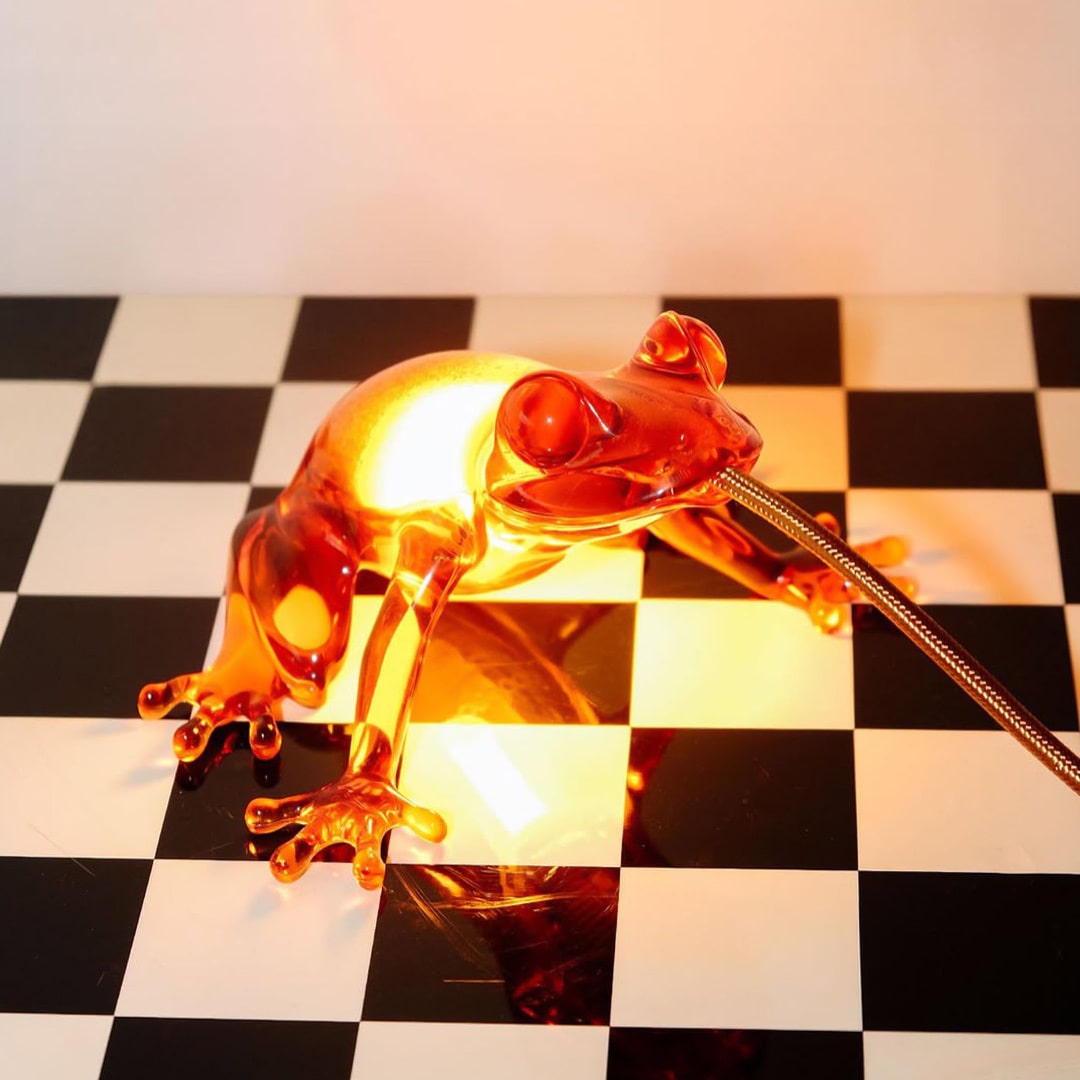 Hungry Frog Lamp