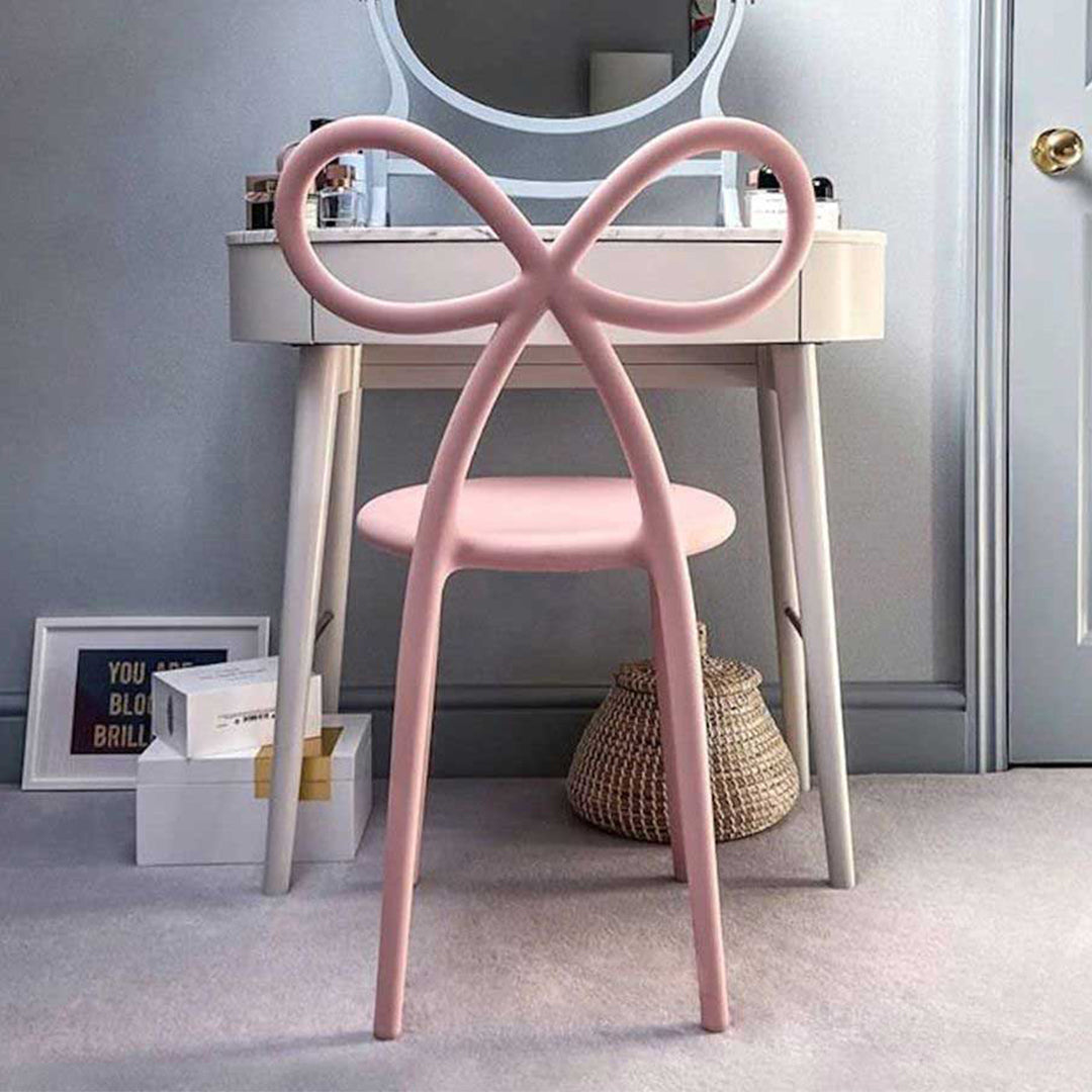 Ribbon Chair