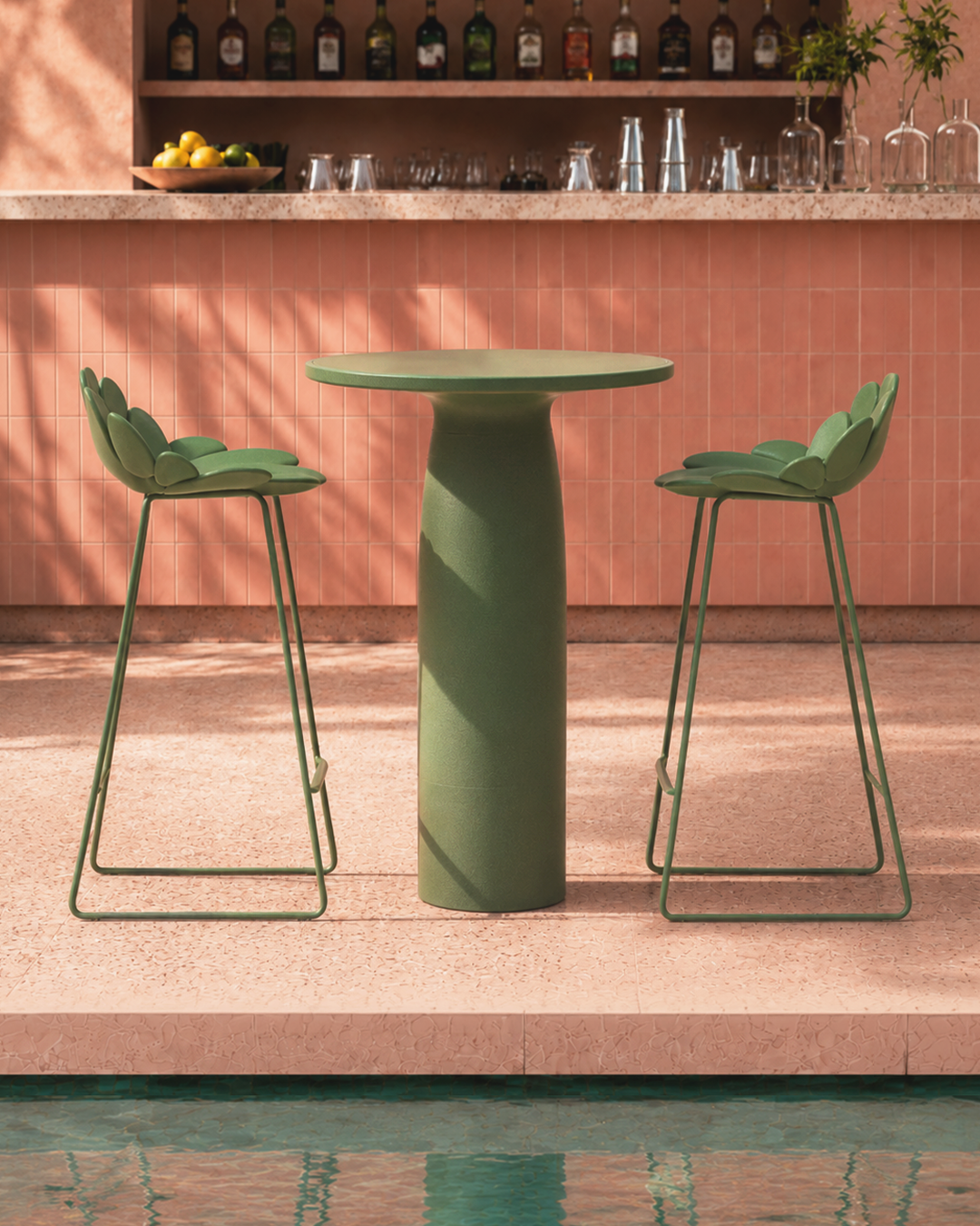 Toto High Table Diam 70cm Integrated Durat Top by Qeeboo