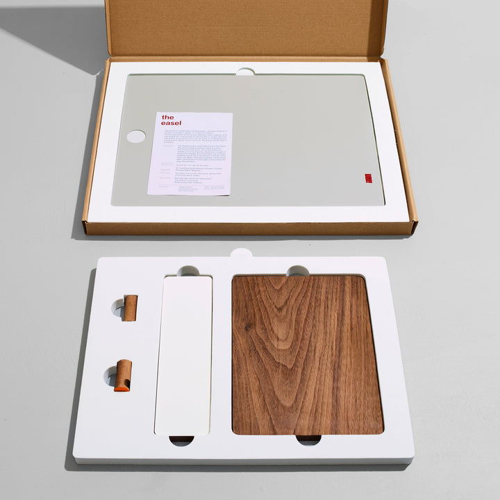 The Easel - Gray